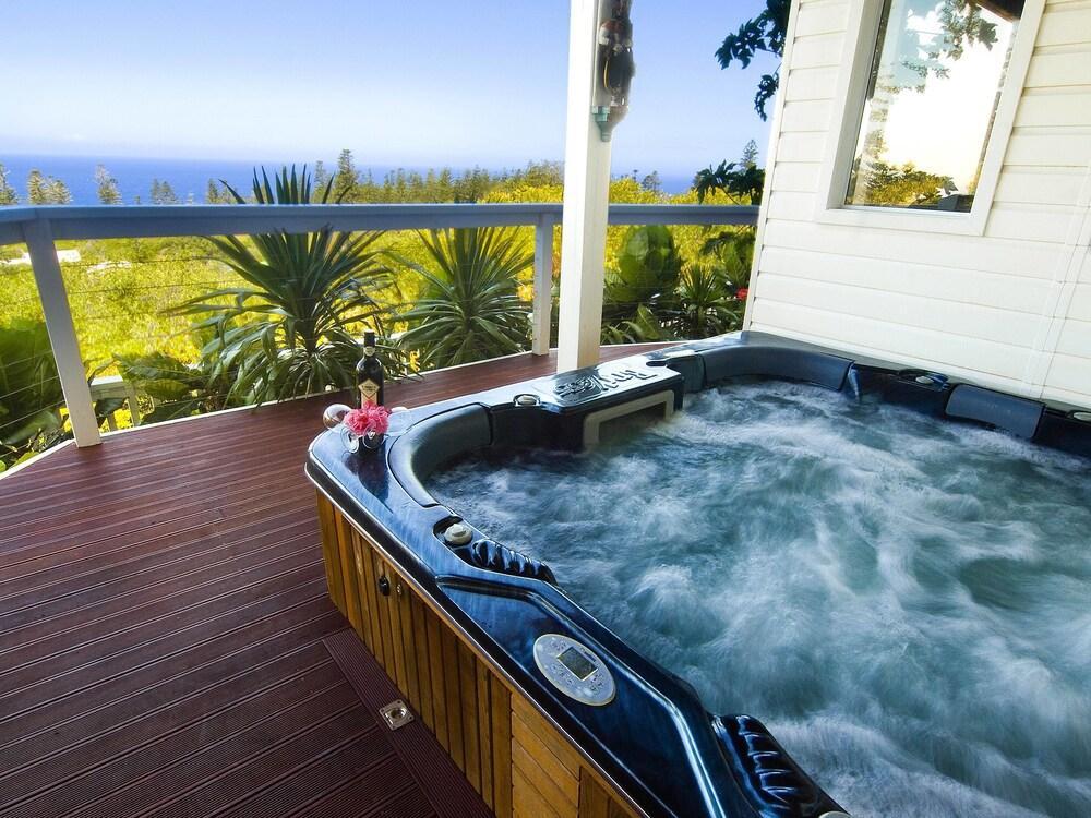 Cumberland Resort & Spa Burnt Pine Esterno foto