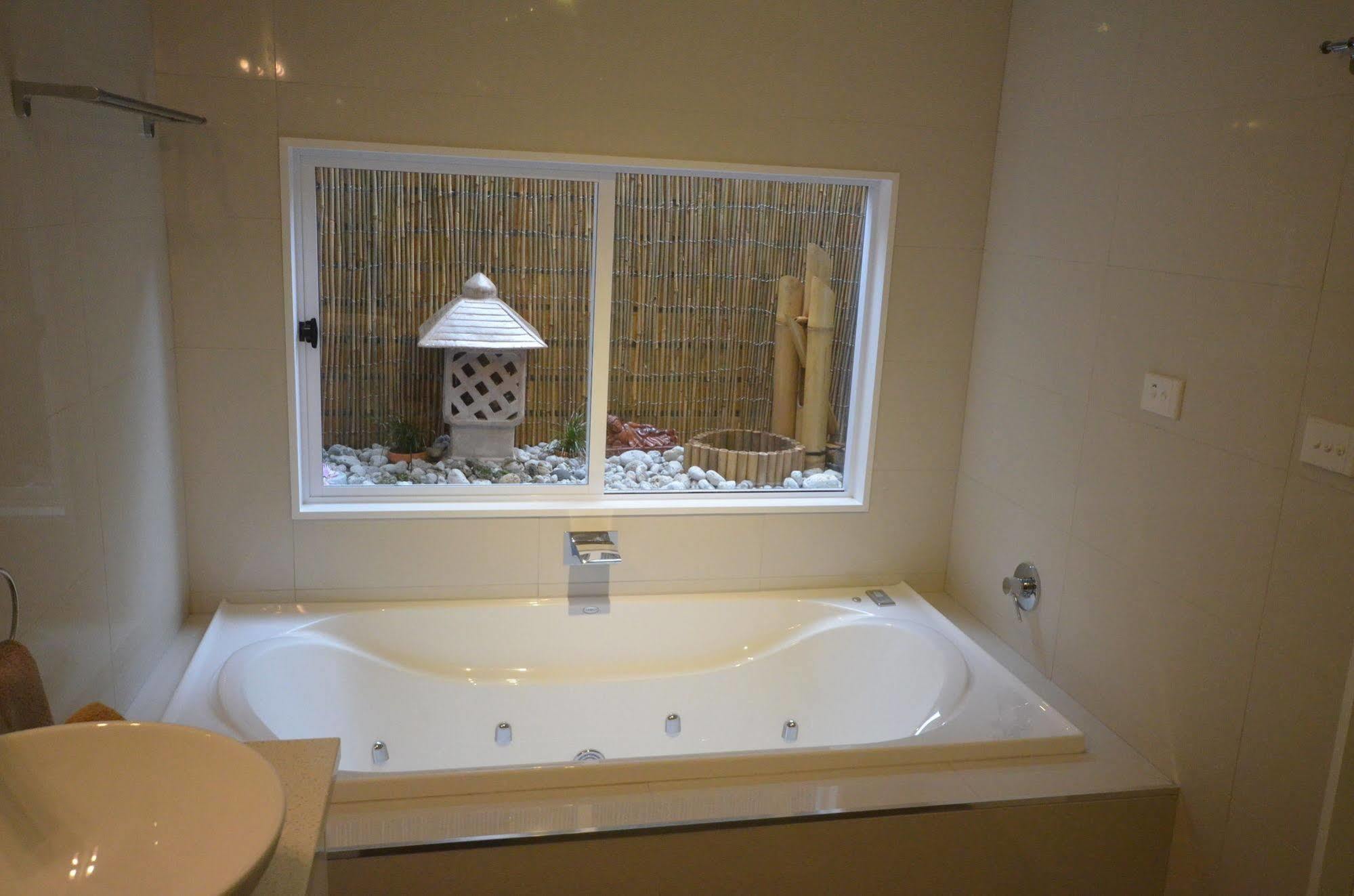 Cumberland Resort & Spa Burnt Pine Esterno foto